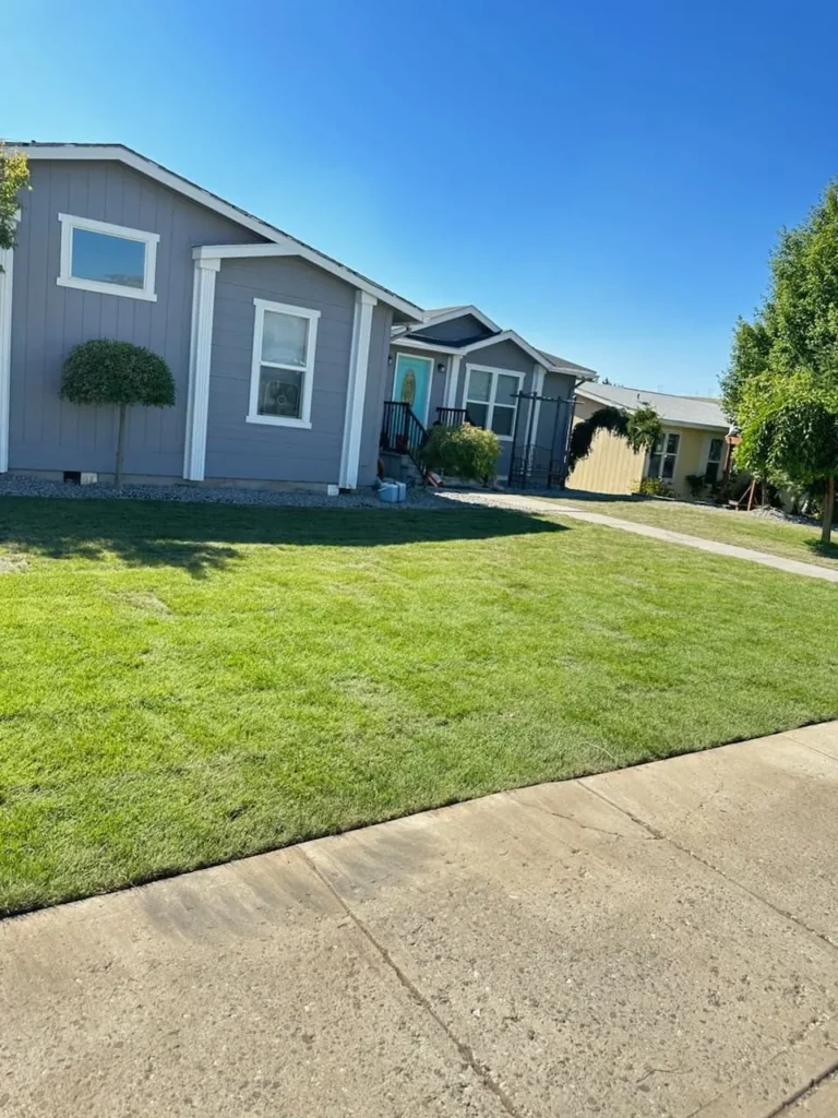 Green Valley Gallery 0023 960x1280 1920w